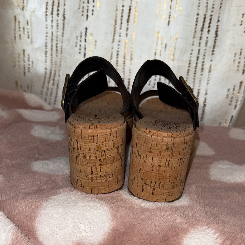 Kork-Ease Black Leather Mules with Cork Heel - Picture 5 of 6